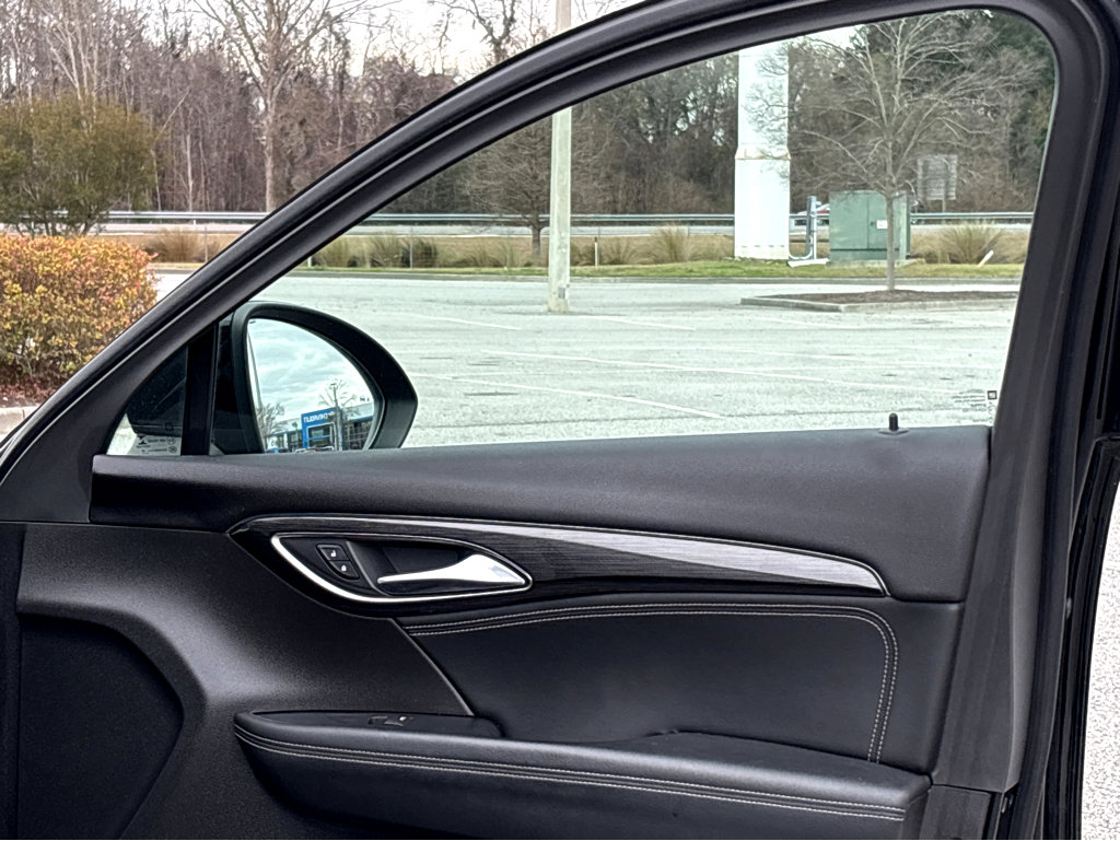 Used 2022 Buick Envision Preferred image 14