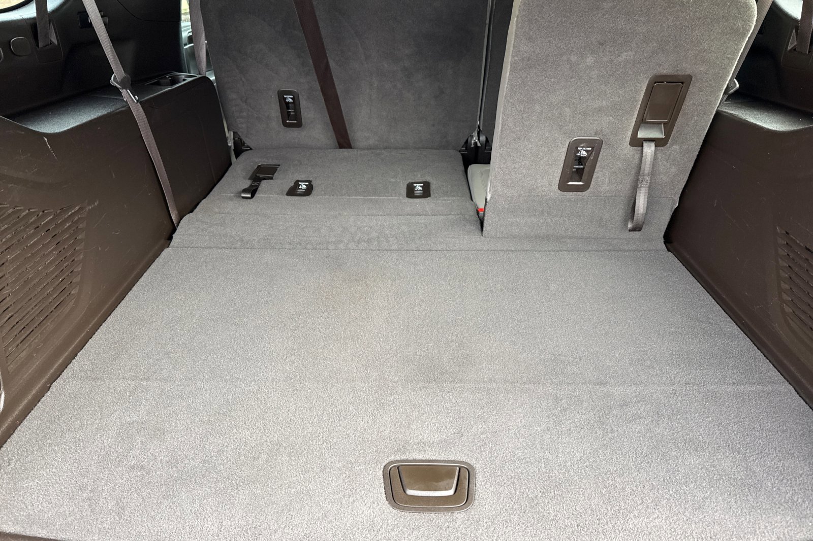 Used 2024 Chevrolet Suburban LT image 20