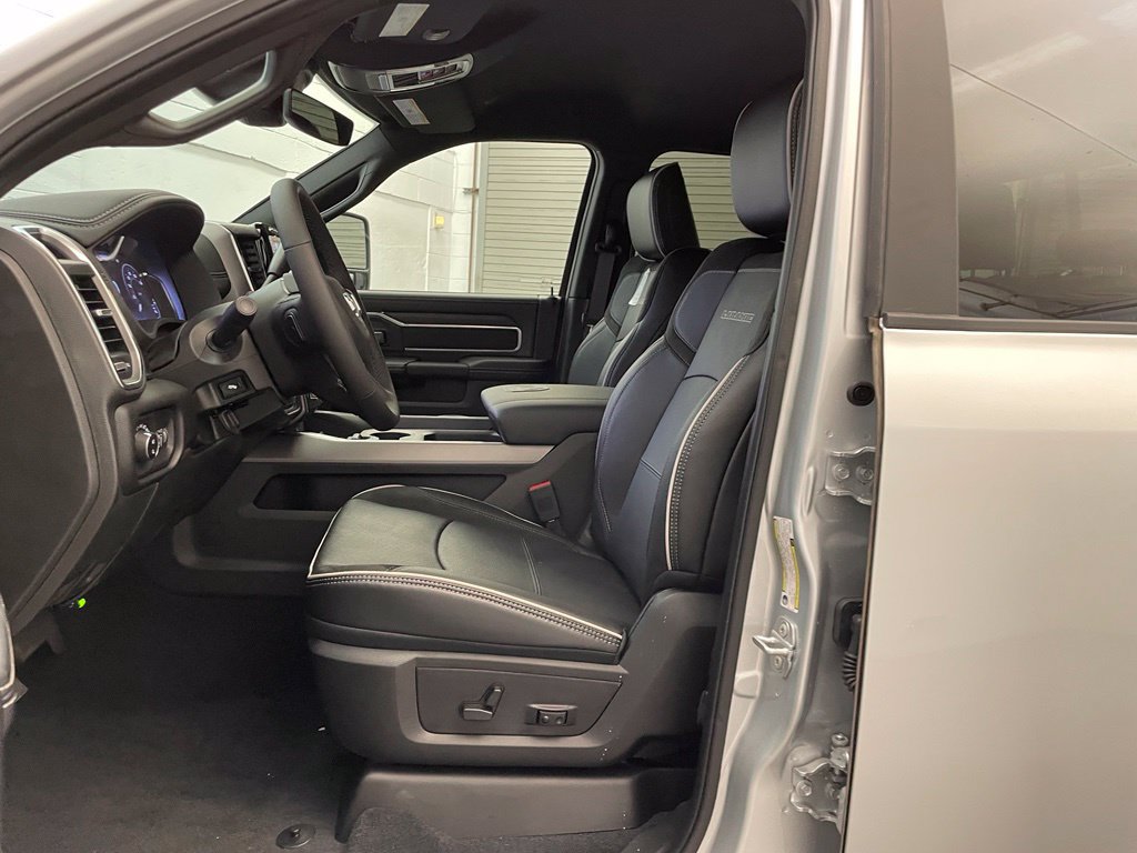 New 2026 RAM 2500 Laramie w/ Night Edition AWD/4WD image 18