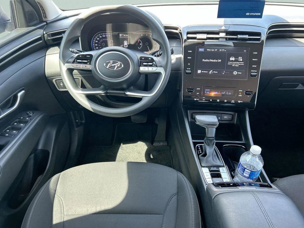 Certified 2024 Hyundai Tucson SEL FWD image 17