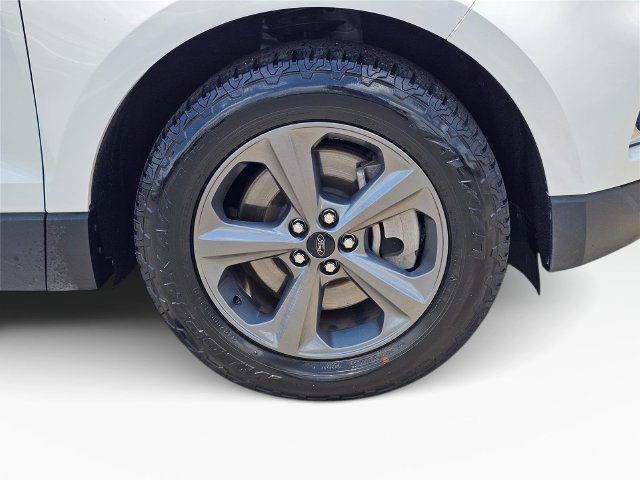 Used 2023 Ford Edge SEL w/ Sport Appearance Package AWD/4WD image 7