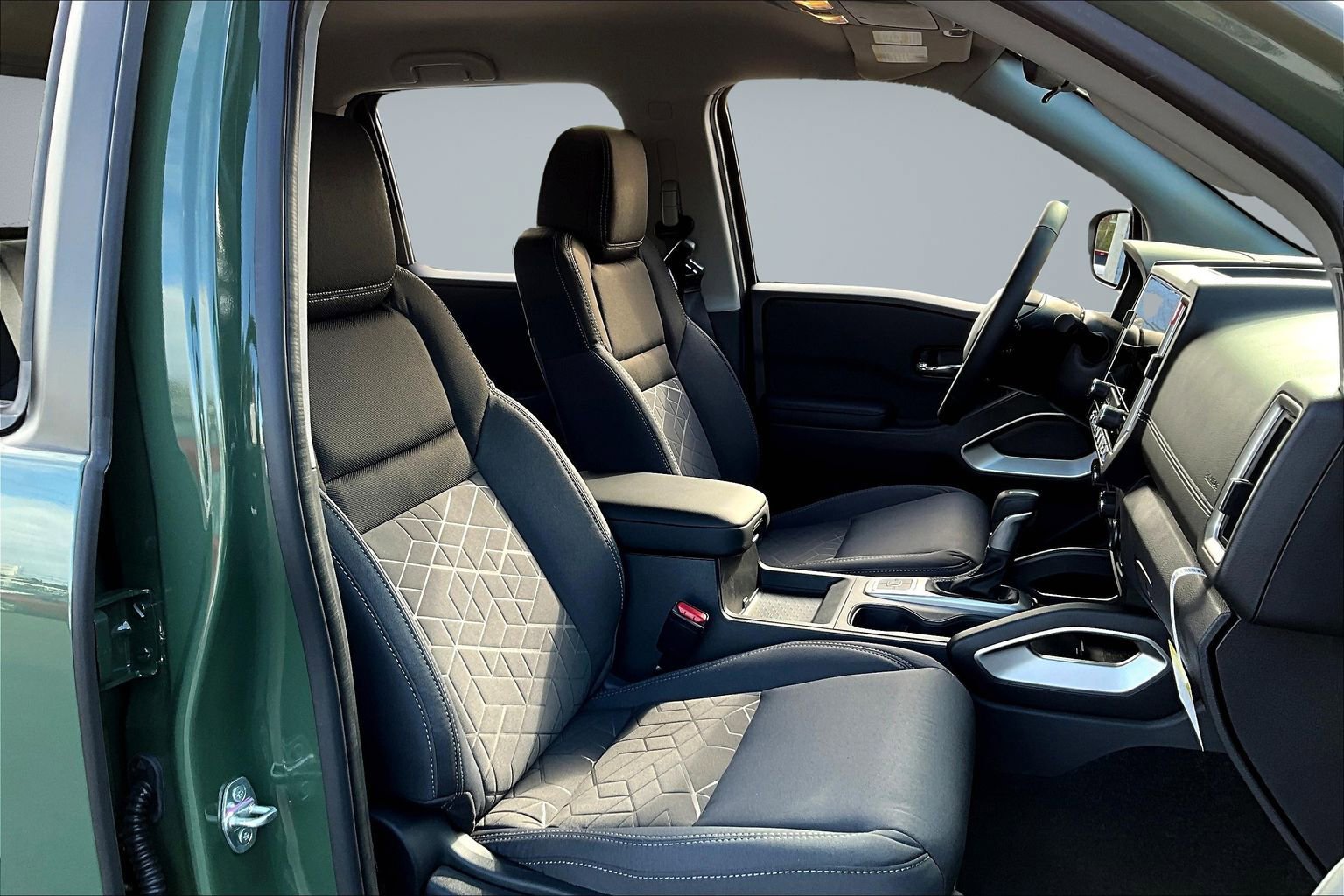 New 2026 Nissan Frontier SV w/ SV Convenience Package image 10