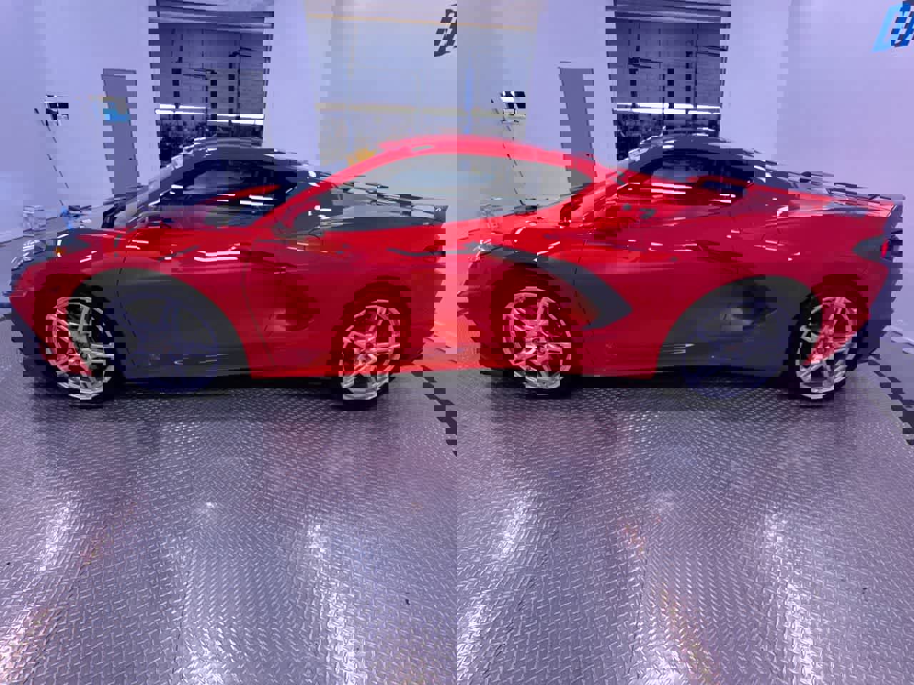 Used 2021 Chevrolet Corvette Stingray Premium Cpe w/ Z51 Performance Package image 5