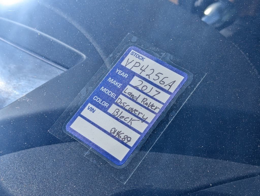 Used 2017 Land Rover Discovery HSE Luxury image 14