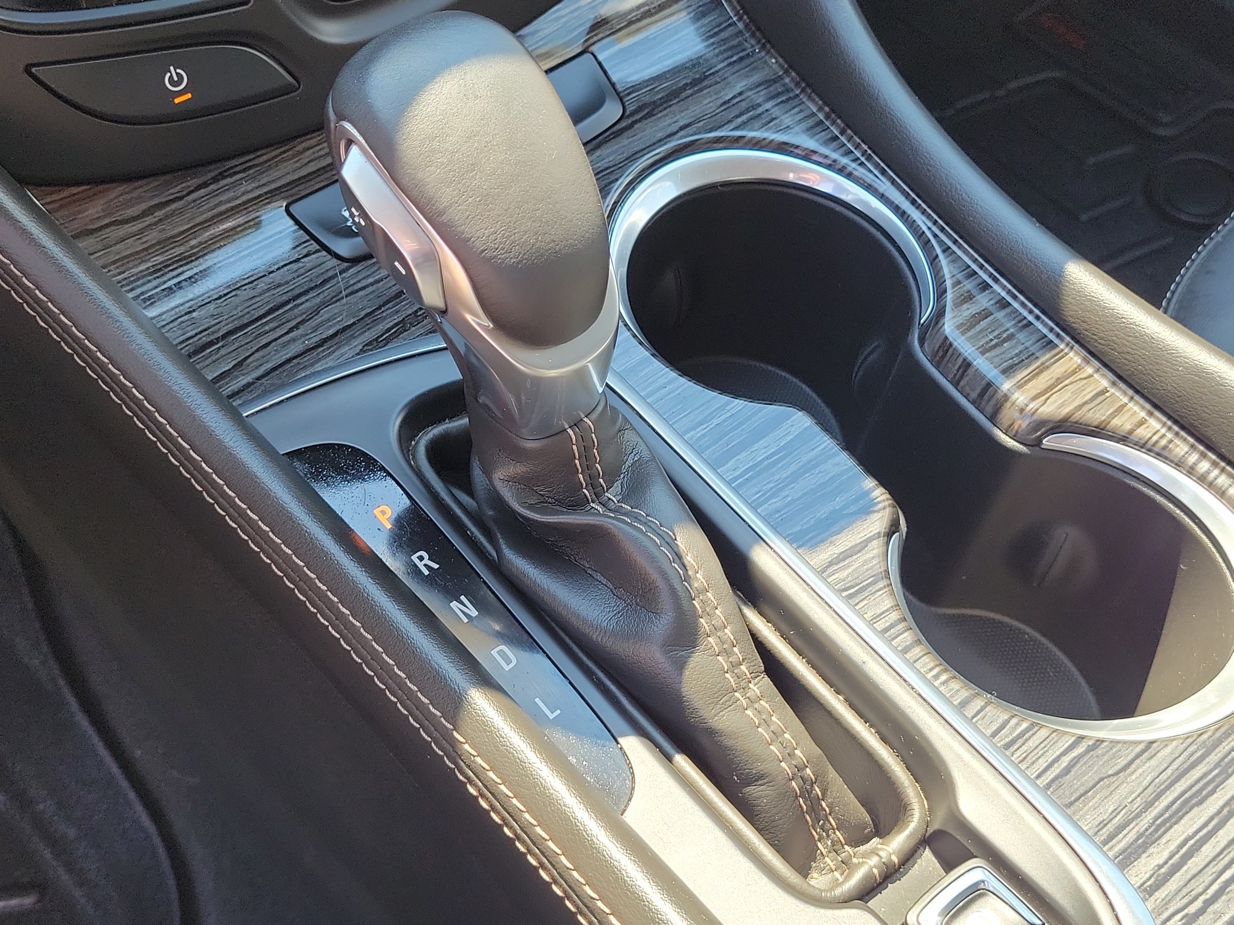 Used 2017 Buick Envision Premium AWD/4WD image 29
