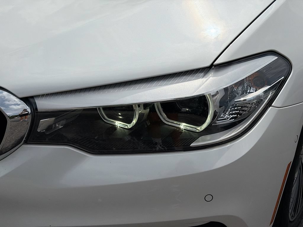 Used 2020 BMW 540i xDrive w/ Premium Package AWD/4WD image 9