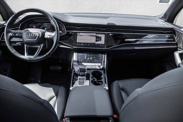 Used 2023 Audi Q7 3.0T Premium Plus w/ Premium Plus Package AWD/4WD image 21