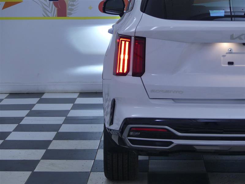 Used 2023 Kia Sorento SX image 35