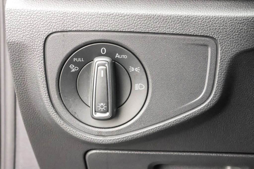 Used 2021 Volkswagen Atlas SEL image 19