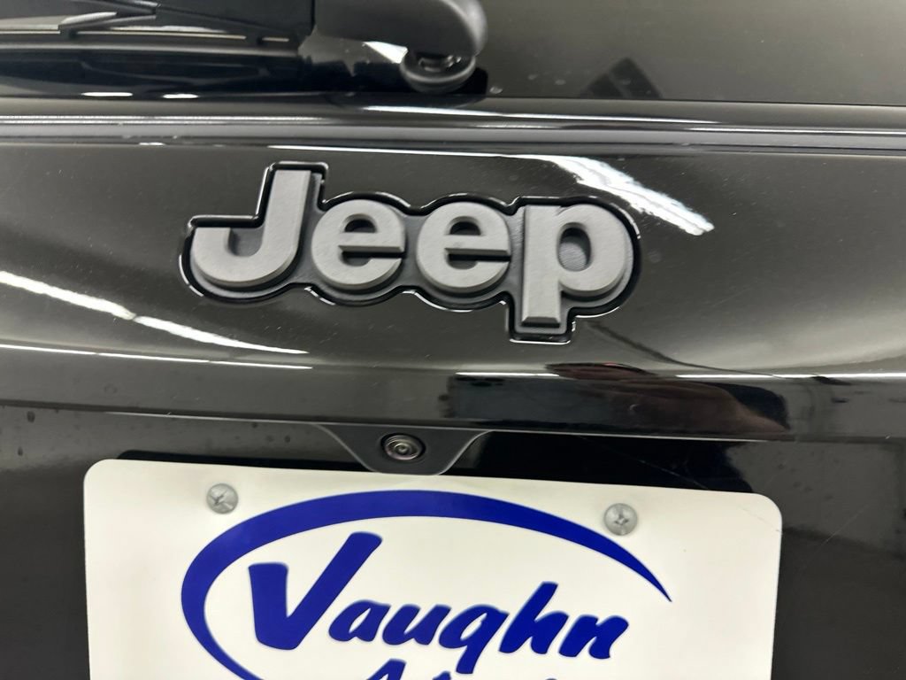 New 2026 Jeep Compass Latitude AWD/4WD image 16