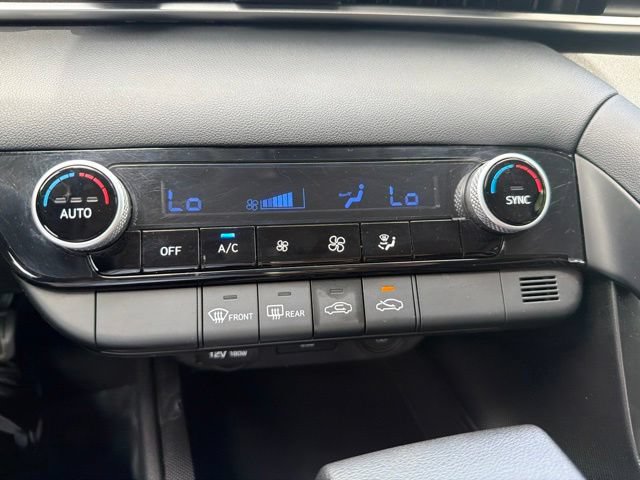 Used 2023 Hyundai Elantra SEL FWD image 18