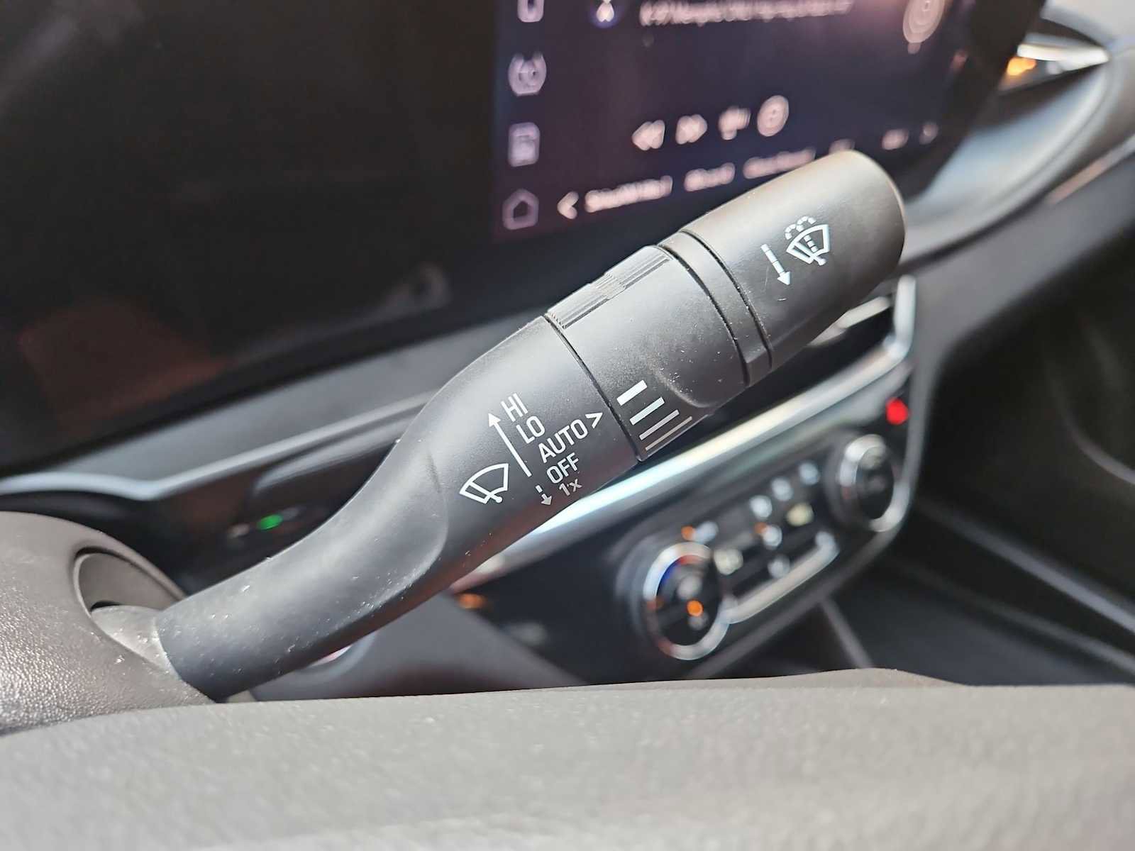 Used 2025 Buick Envista Sport Touring w/ Convenience I Package image 25