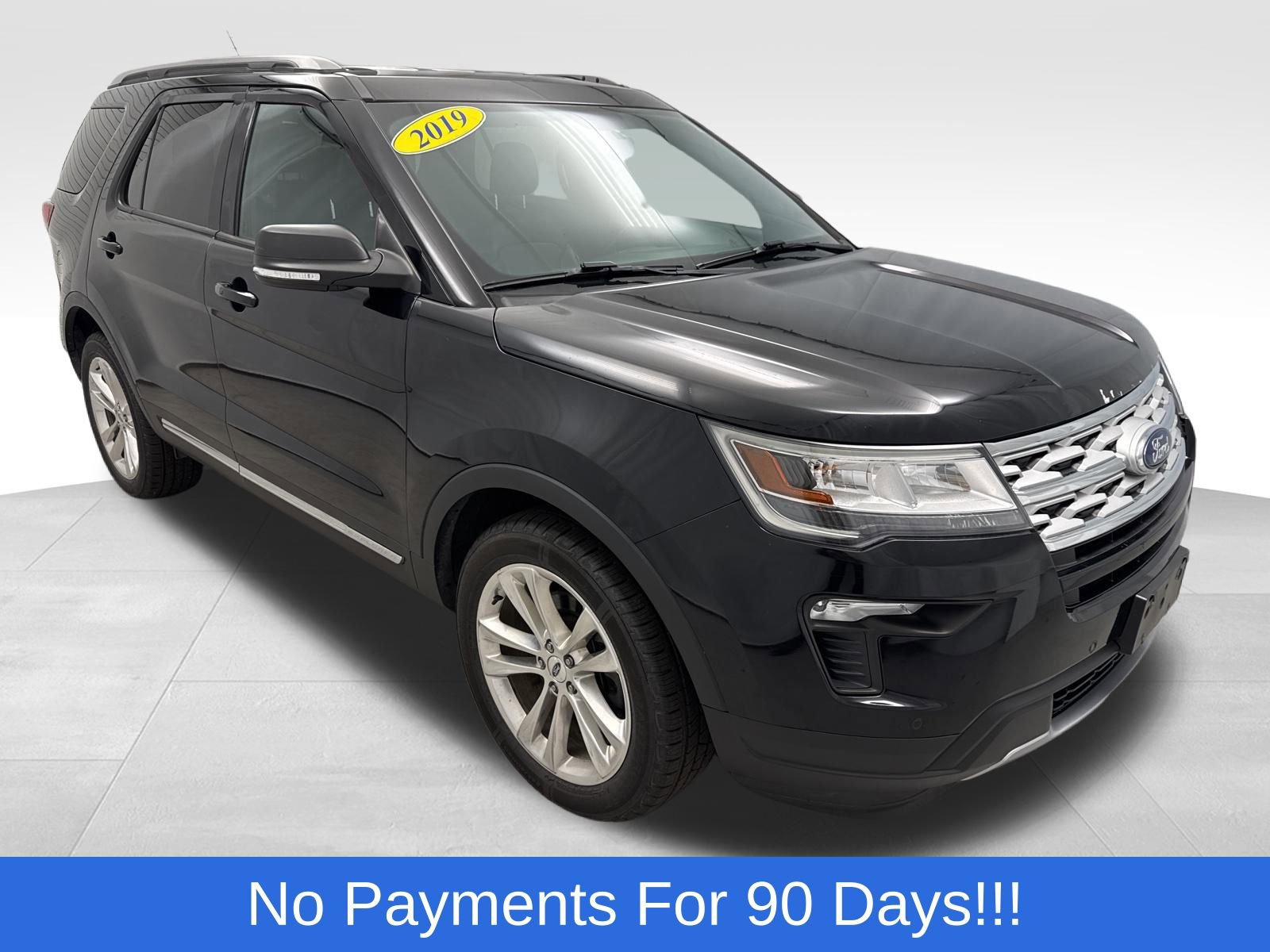 Certified 2019 Ford Explorer XLT w/ Equipment Group 202A image 1