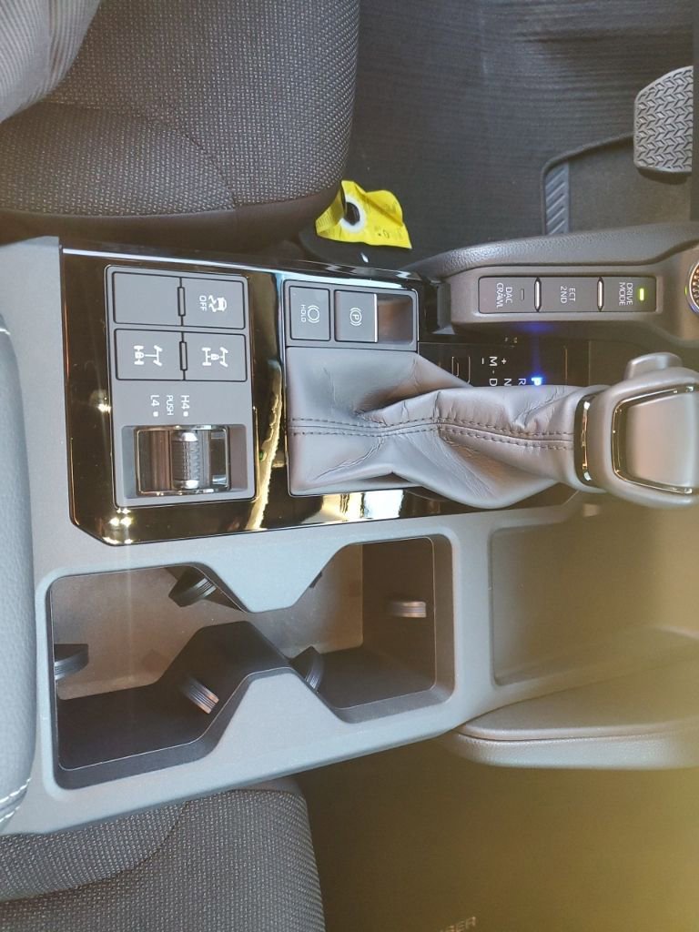 Used 2025 Toyota Land Cruiser 1958 image 40