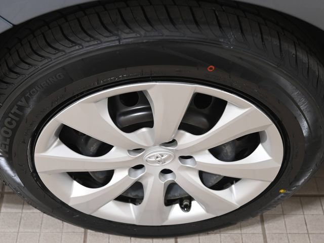 Used 2022 Toyota Corolla LE FWD image 17
