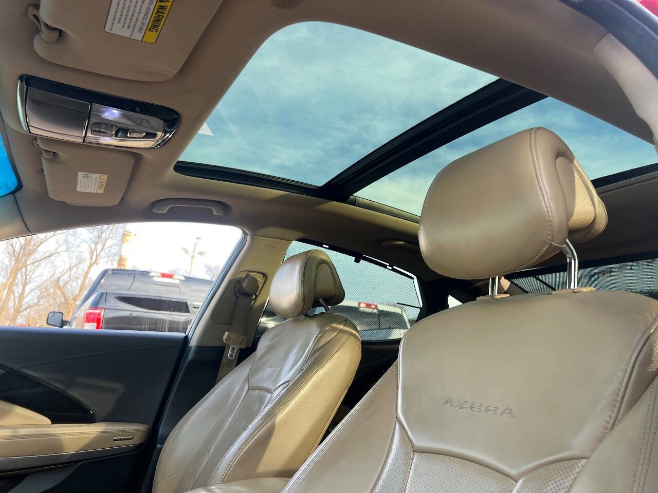 Used 2014 Hyundai Azera Limited w/ Option Group 02 image 12