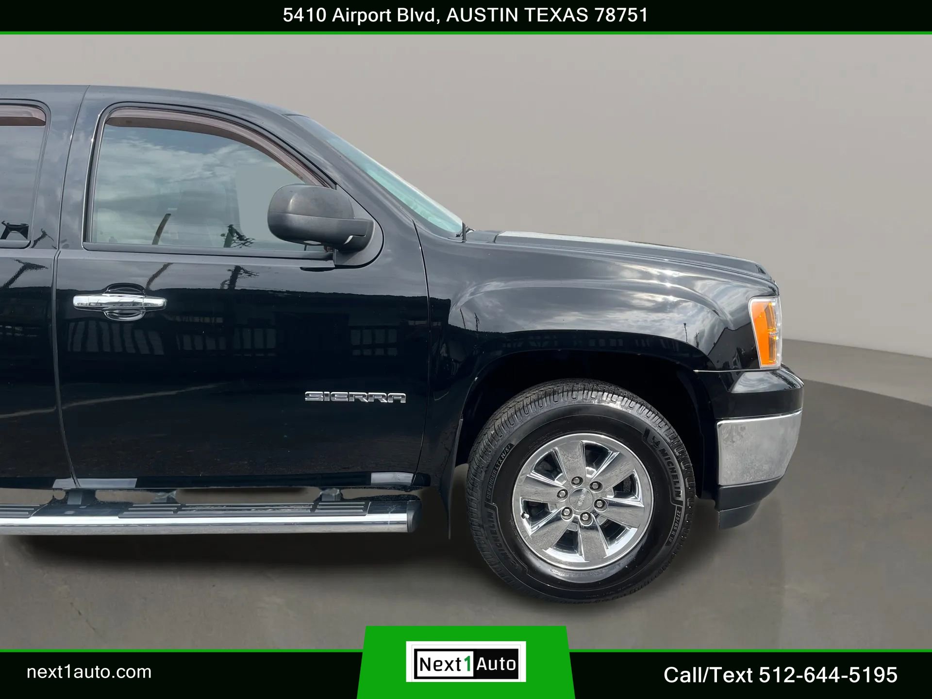 Used 2011 GMC Sierra 1500 SLT w/ SLT Convenience Package AWD/4WD image 4