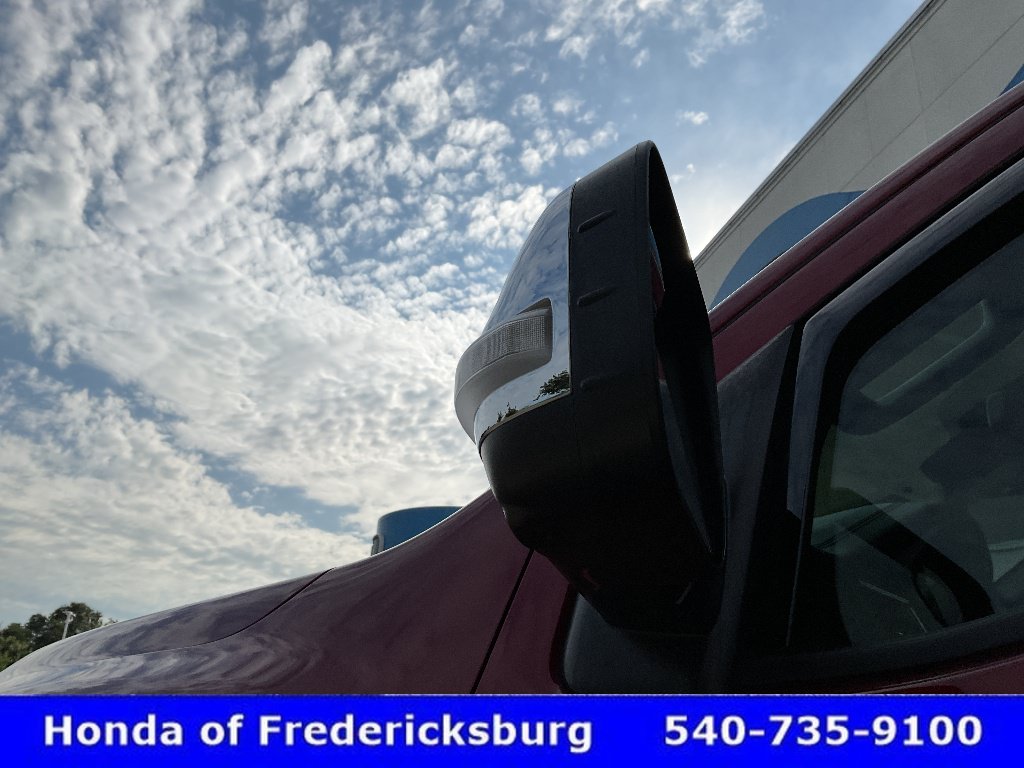 Used 2021 Nissan Titan Platinum Reserve w/ Moonroof Package AWD/4WD image 16