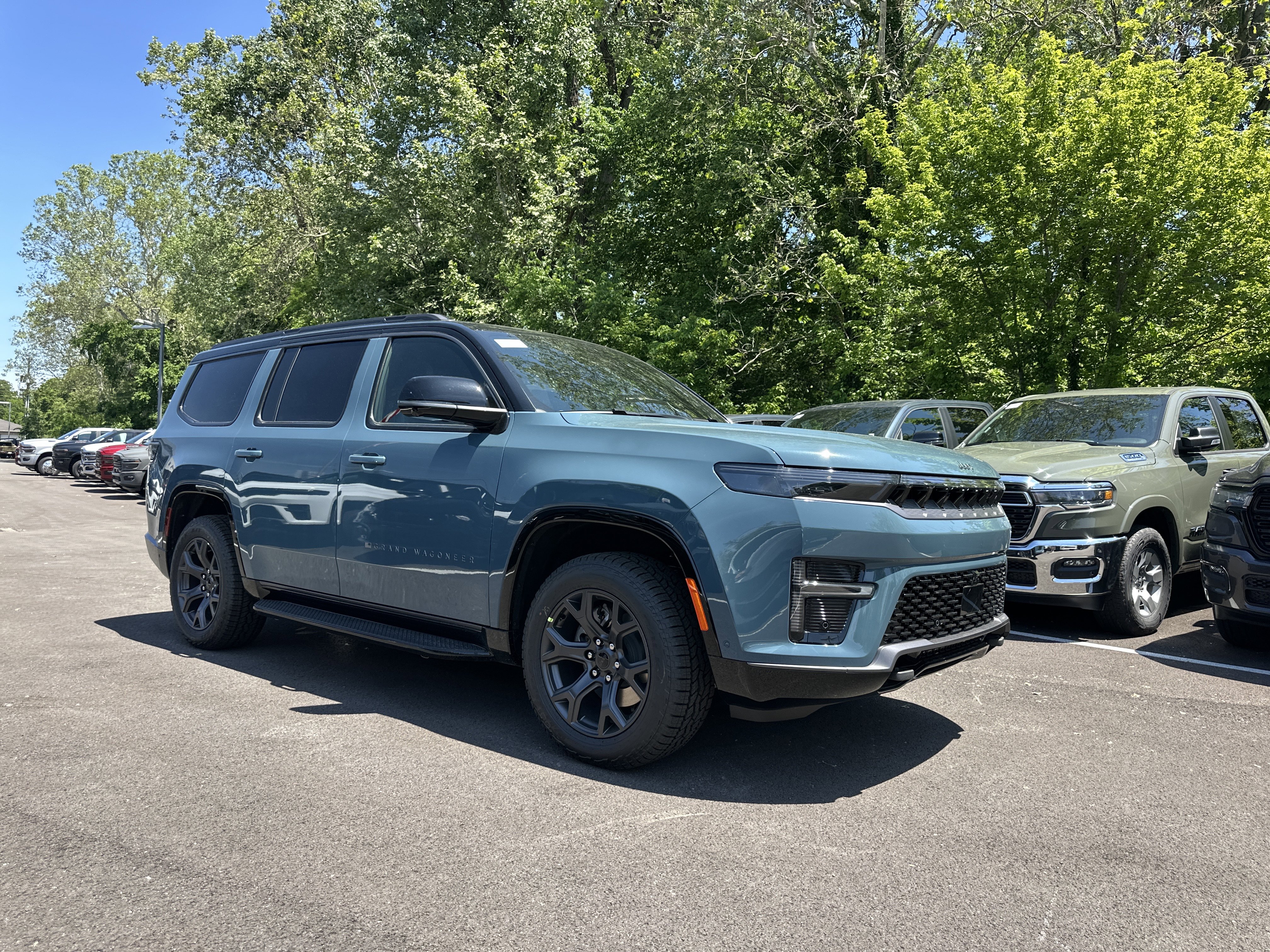 New 2026 Jeep Grand Wagoneer 4WD image 20