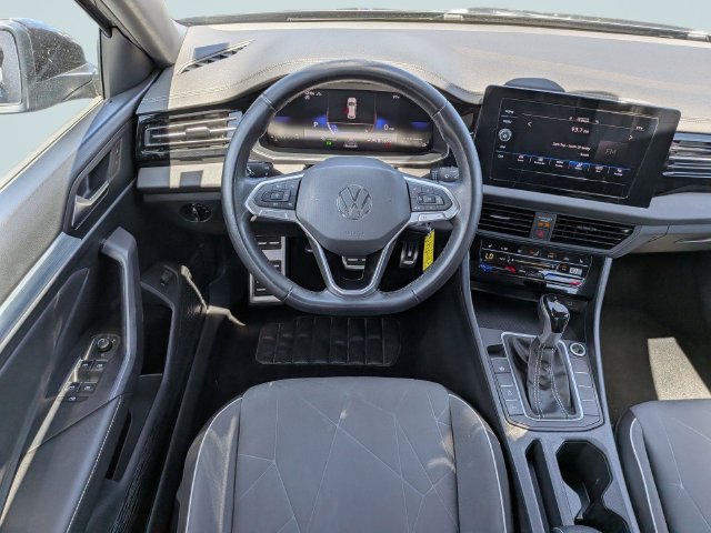 Used 2025 Volkswagen Jetta Sport FWD image 14