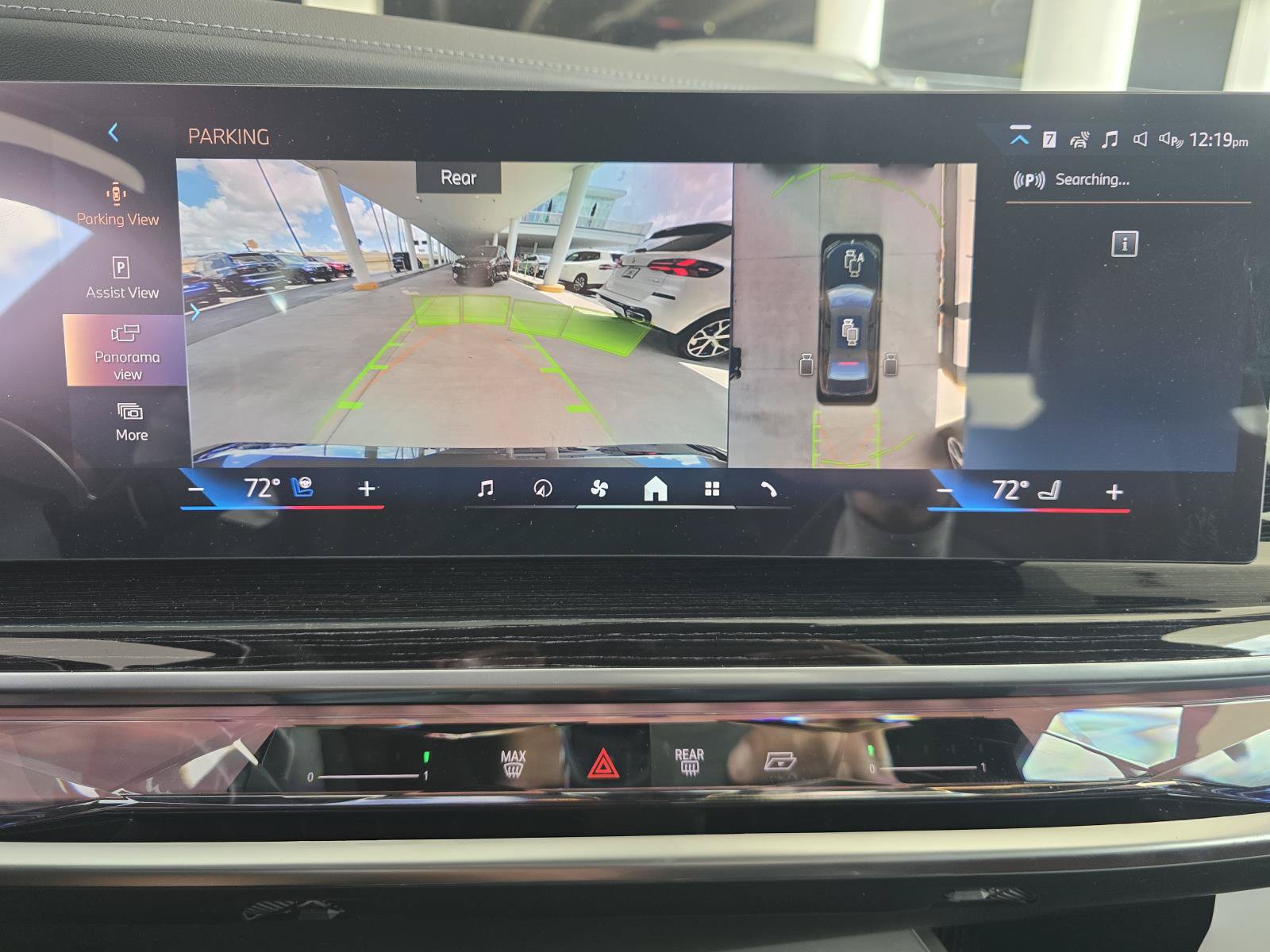 New 2026 BMW 750e xDrive AWD/4WD image 20