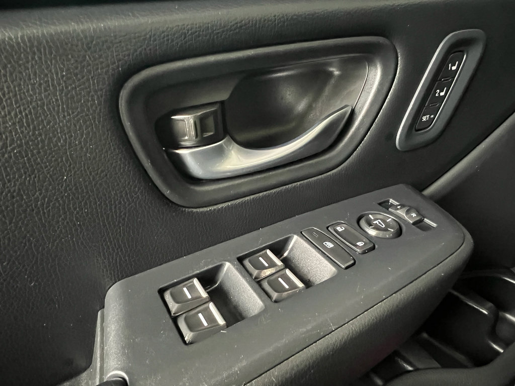 Used 2024 Honda Pilot EX-L image 18