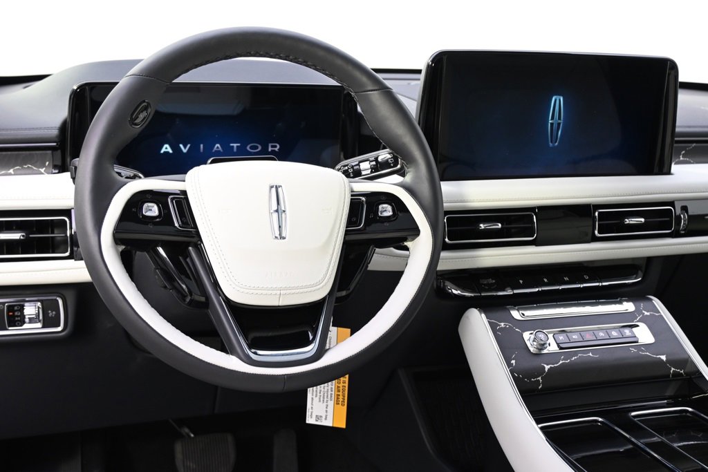 New 2026 Lincoln Aviator Black Label image 12
