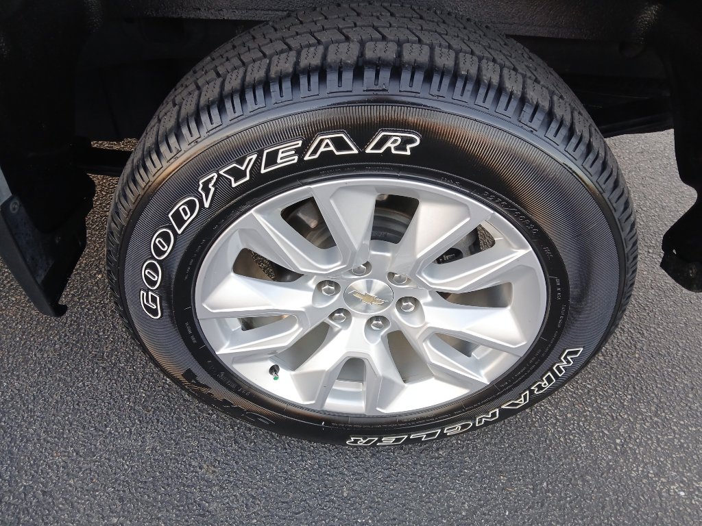 Used 2022 Chevrolet Silverado 1500 Custom image 16