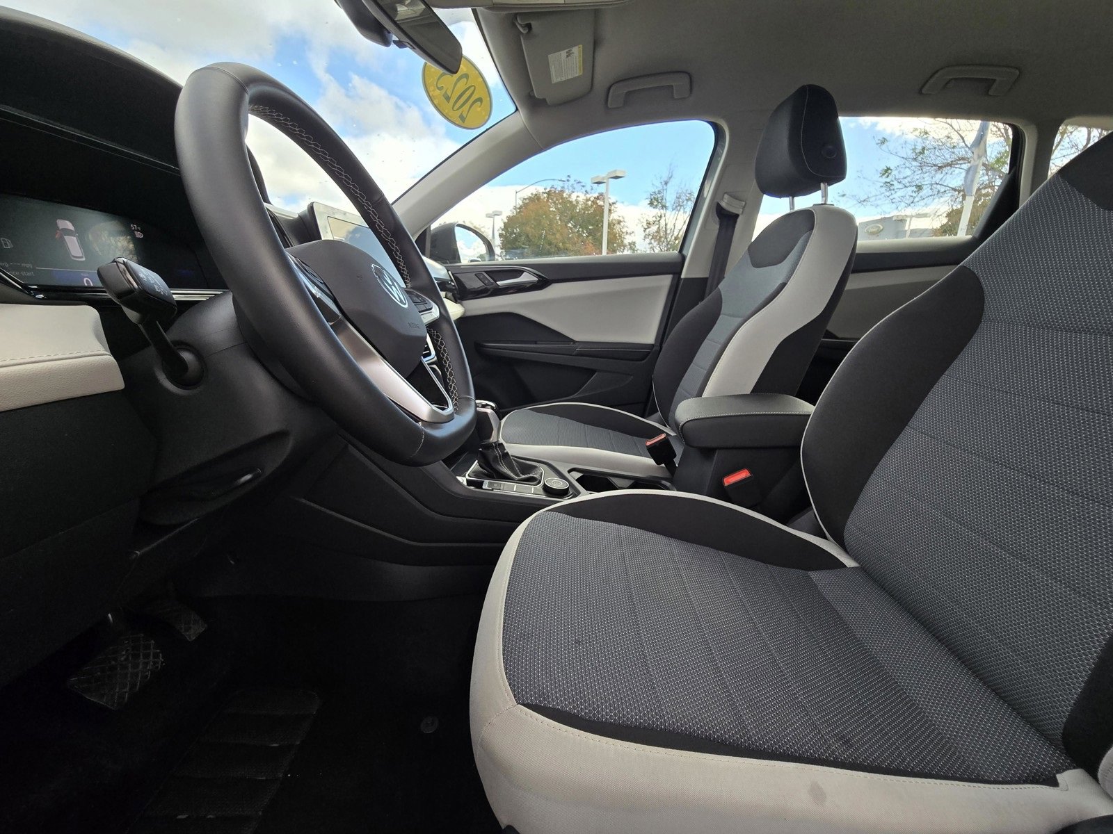 Used 2025 Volkswagen Taos S image 10