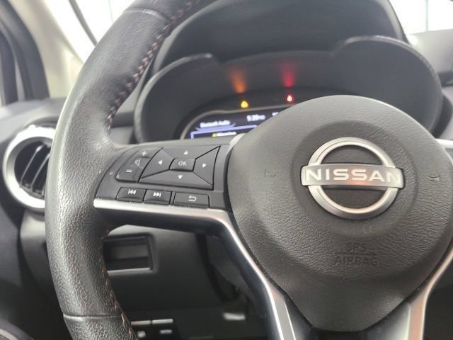 Used 2024 Nissan Versa SR FWD image 23
