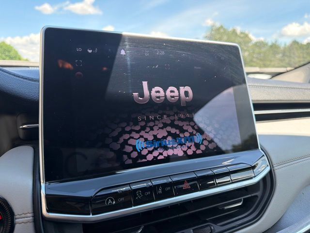 Certified 2022 Jeep Compass Limited AWD/4WD image 25
