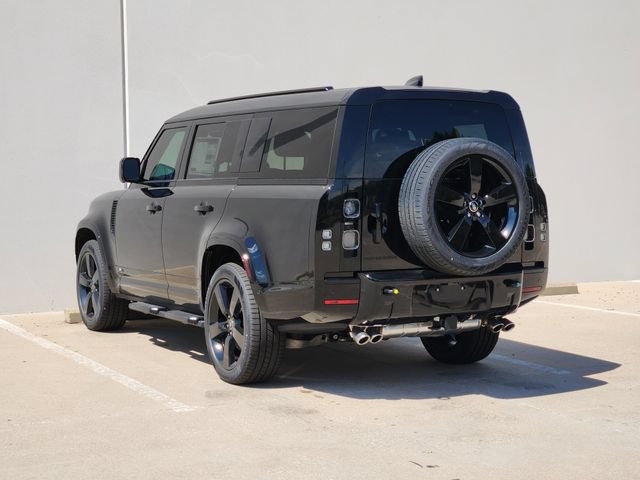 Used 2025 Land Rover Defender 130 V8 AWD/4WD image 3