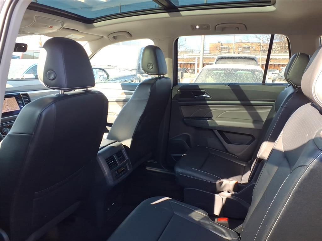 Used 2022 Volkswagen Atlas SEL image 14