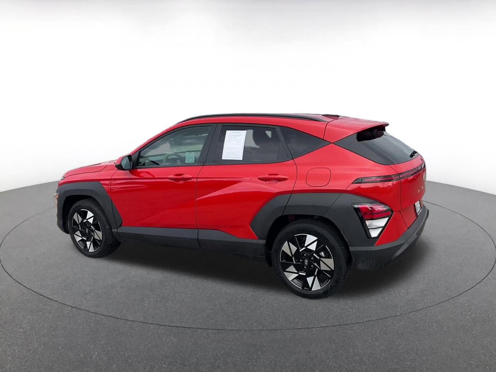 Used 2025 Hyundai Kona SEL image 10