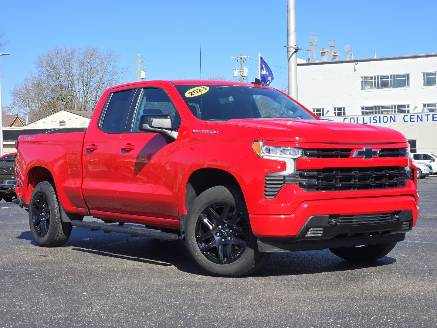 Used 2023 Chevrolet Silverado 1500 RST image 2