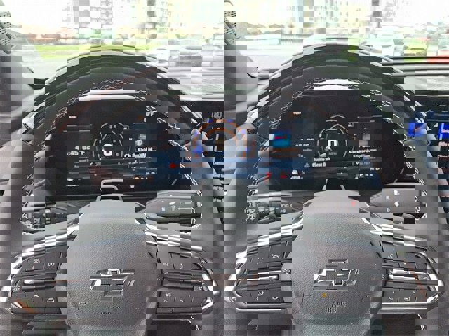 New 2025 Chevrolet Traverse LT w/ Enhanced Driving Package image 15