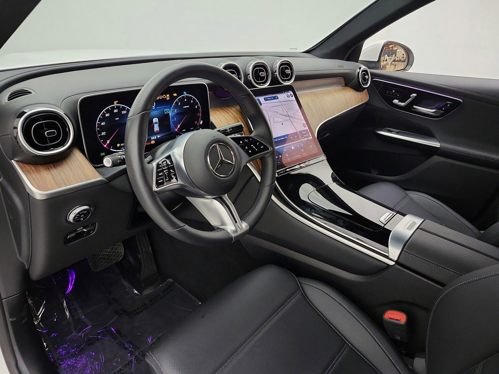Certified 2024 Mercedes-Benz GLC 300 4MATIC image 12