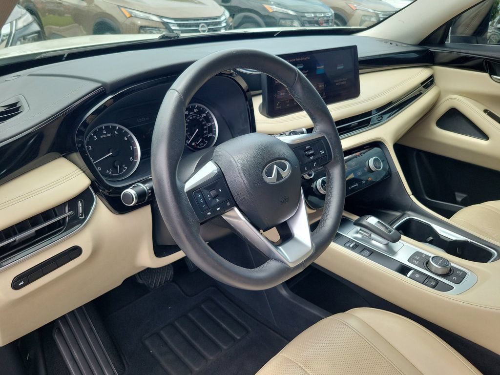Used 2023 INFINITI QX60 Pure FWD image 18