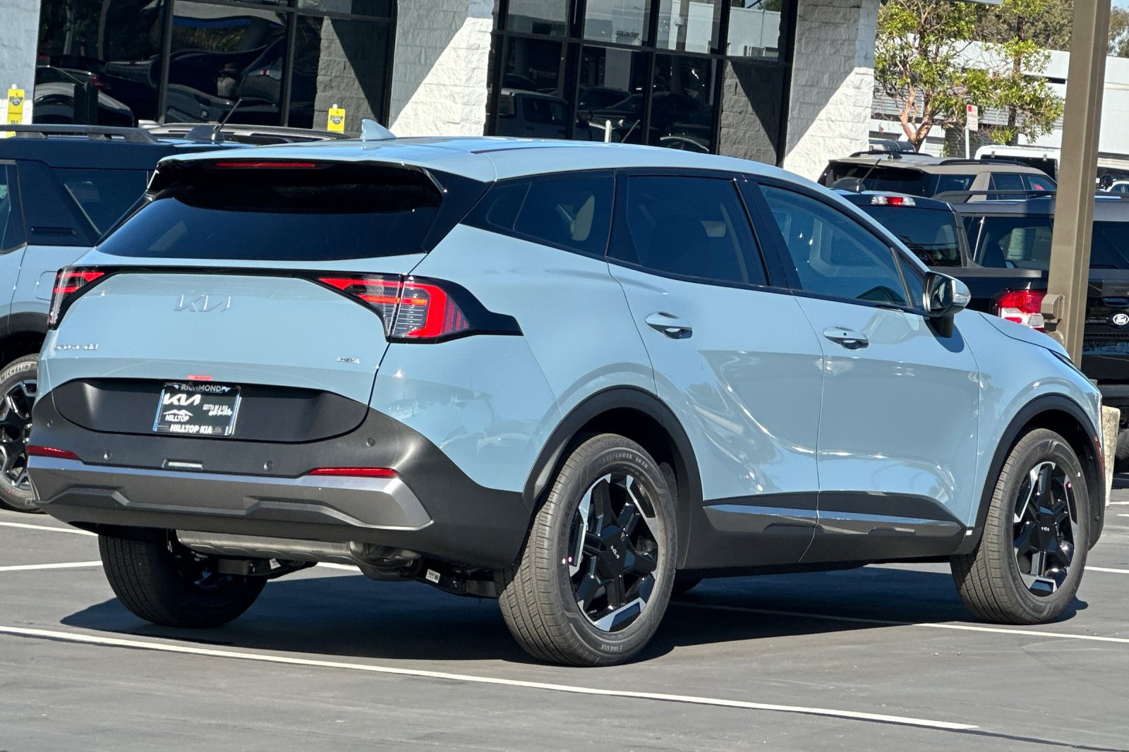 New 2027 Kia Sportage S FWD image 4