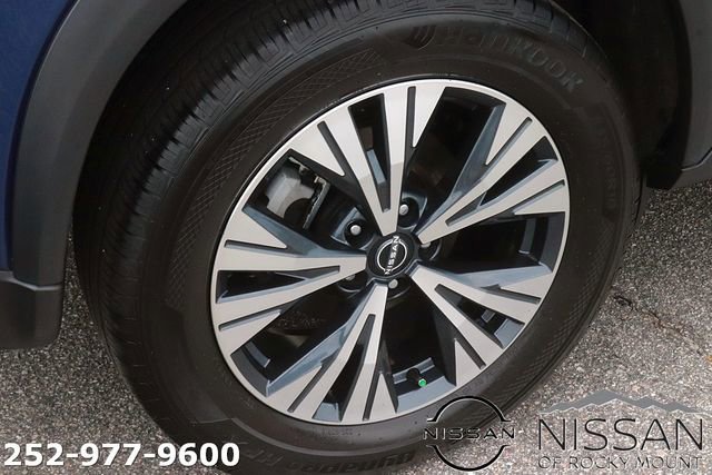 Used 2022 Nissan Rogue SV AWD/4WD image 8