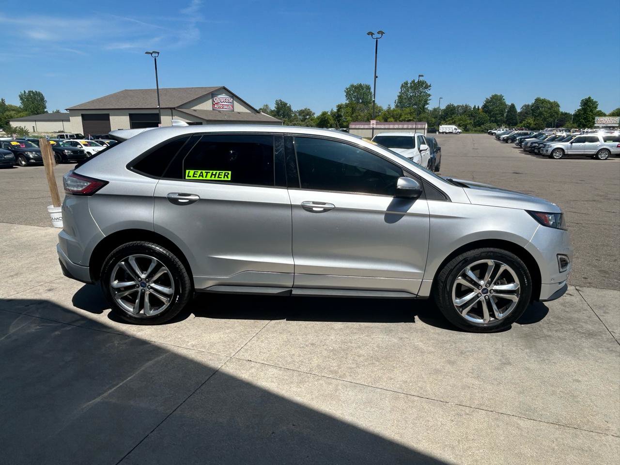 Used 2016 Ford Edge Sport w/ Equipment Group 401A AWD/4WD image 4
