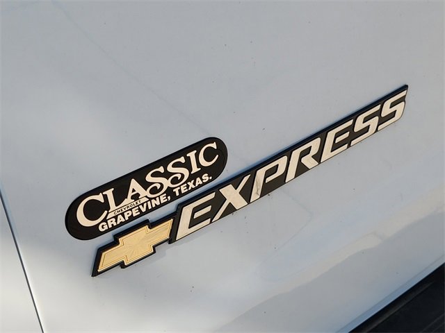 New 2025 Chevrolet Express 2500 w/ Safety Package RWD image 8