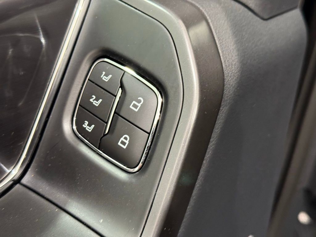 New 2025 Ford F150 Lariat w/ Equipment Group 502A High image 25