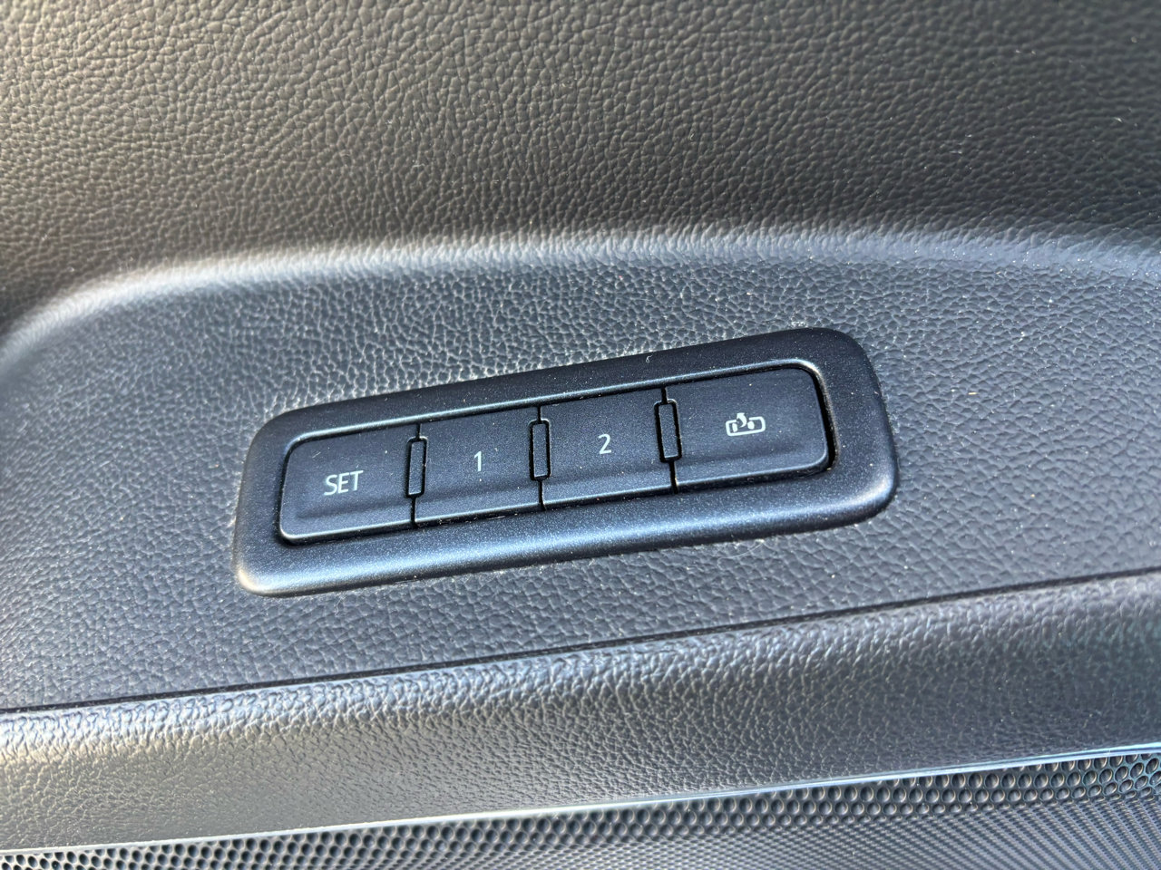 Used 2019 Chevrolet Tahoe LT image 17