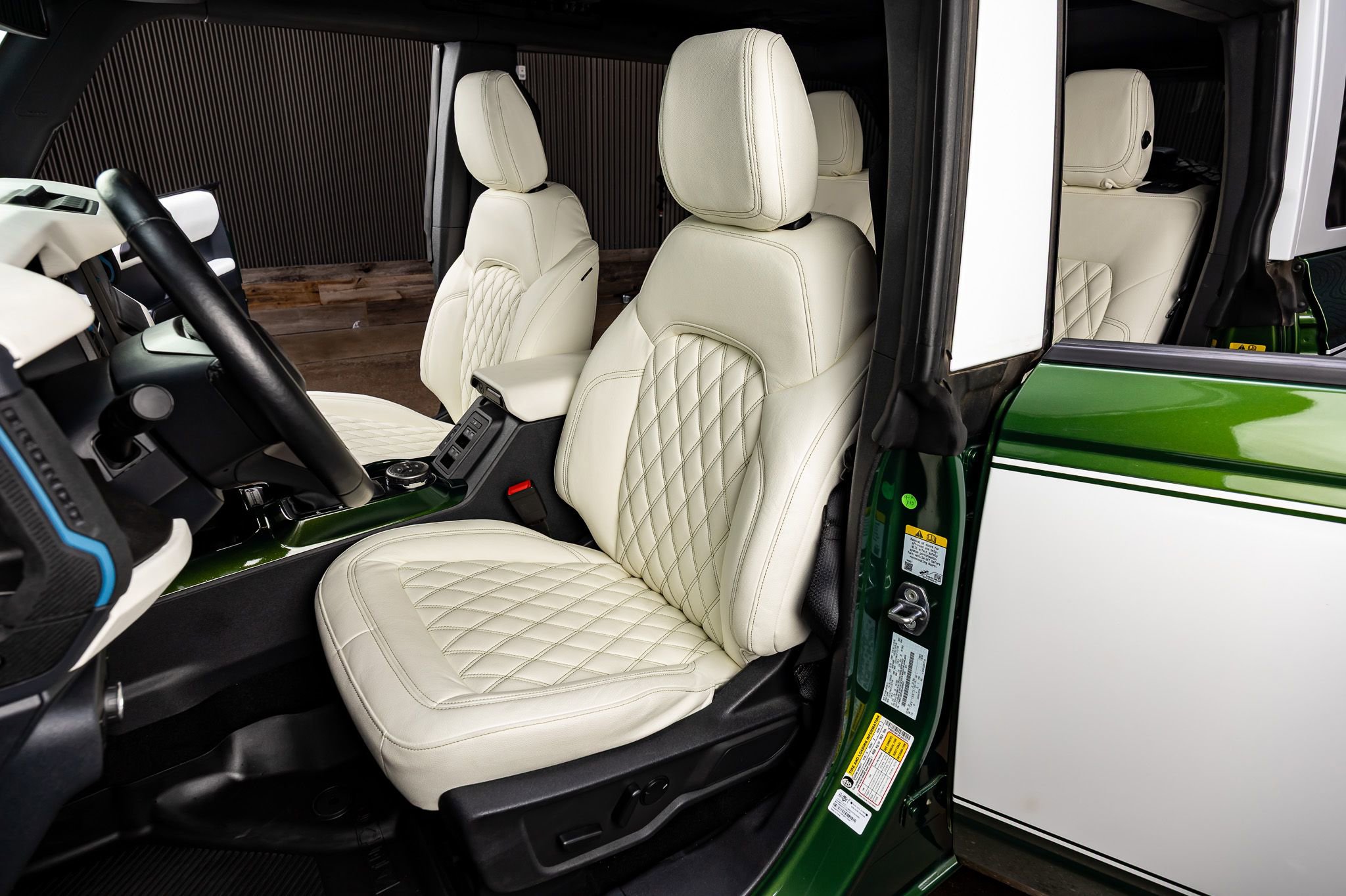 Used 2024 Ford Bronco Wildtrak image 30