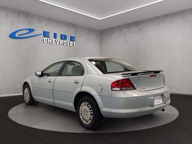 Used 2002 Chrysler Sebring LX FWD image 10