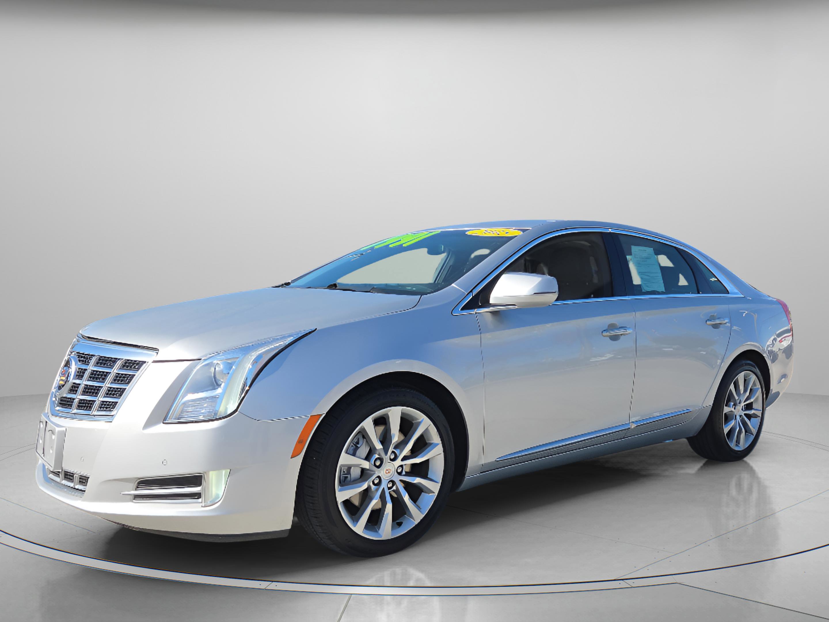 Used 2015 Cadillac XTS Luxury image 2
