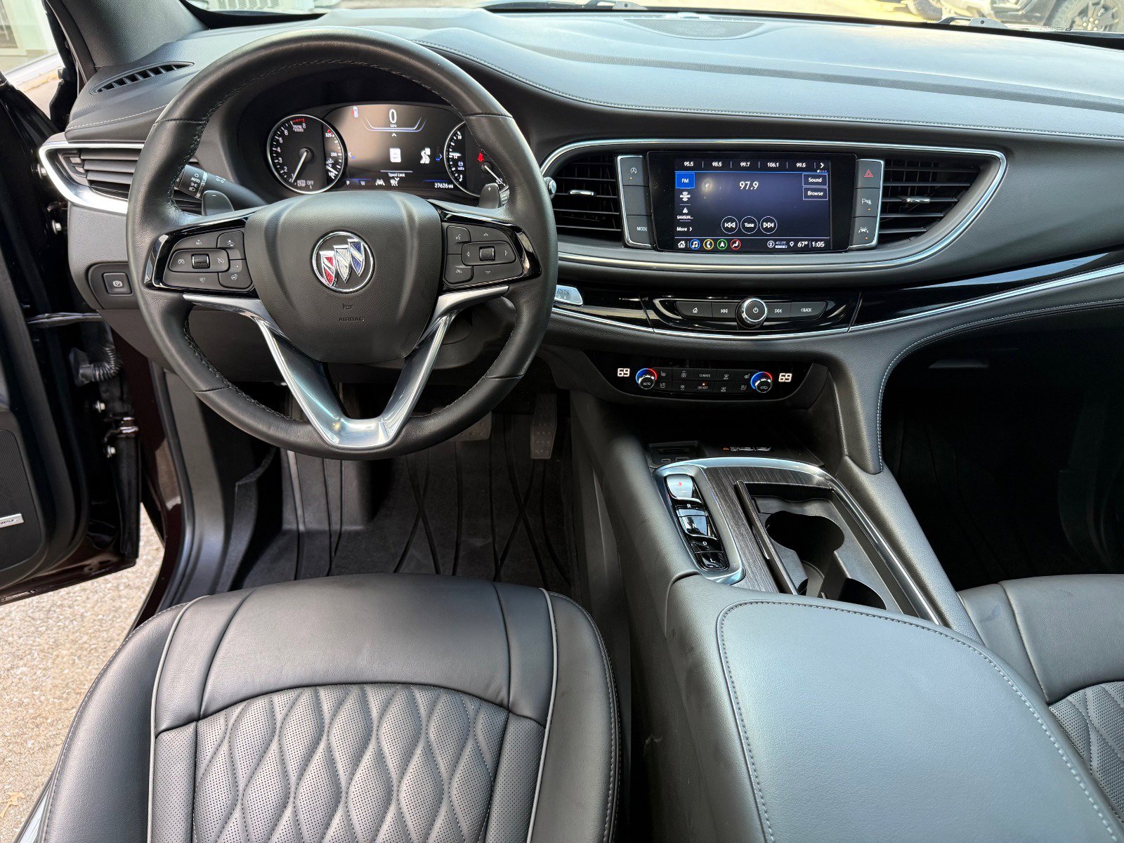 Certified 2023 Buick Enclave Avenir w/ Trailering Package, 5000 lbs. image 17