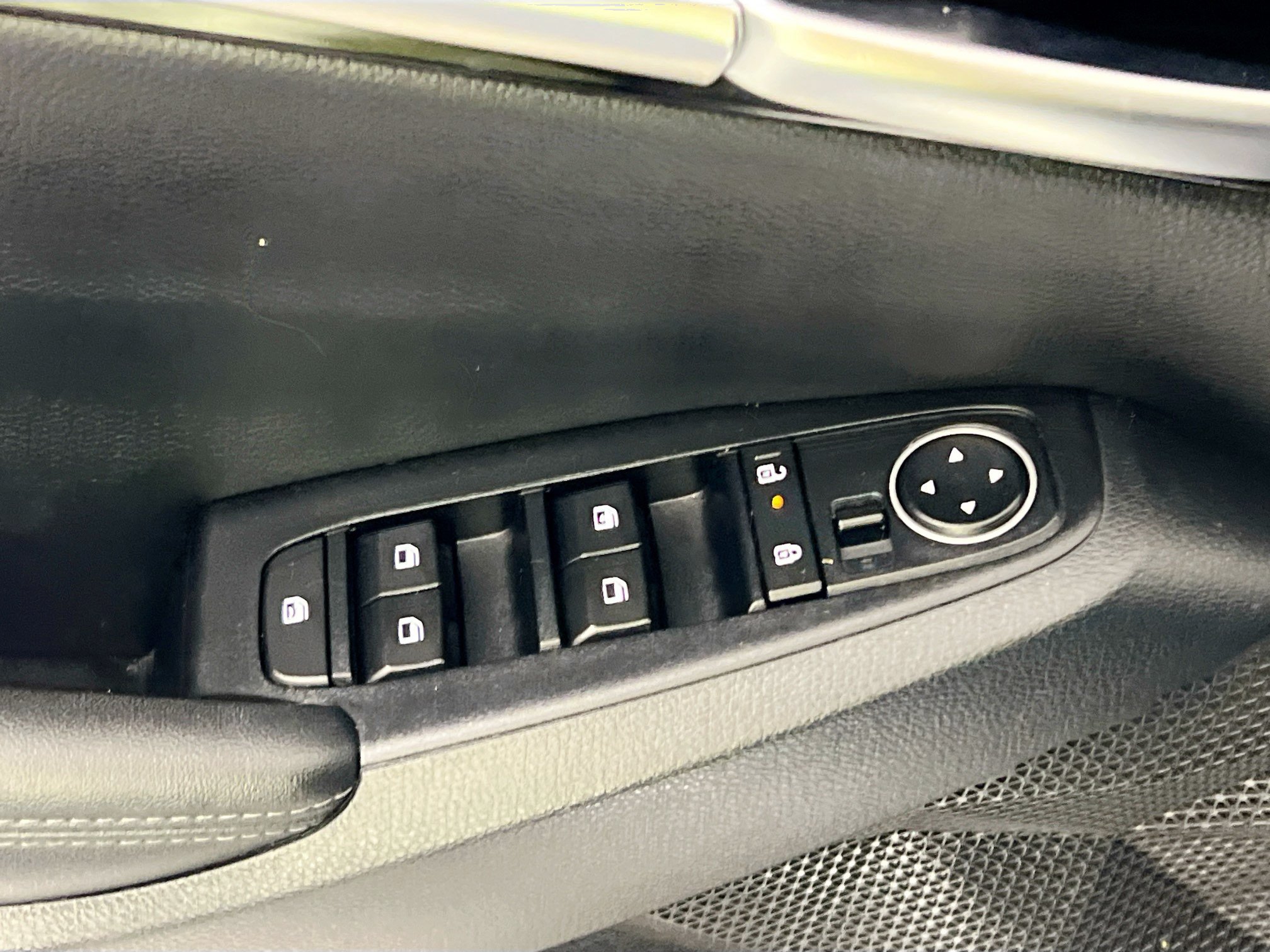 Used 2024 Kia Seltos S AWD/4WD image 15