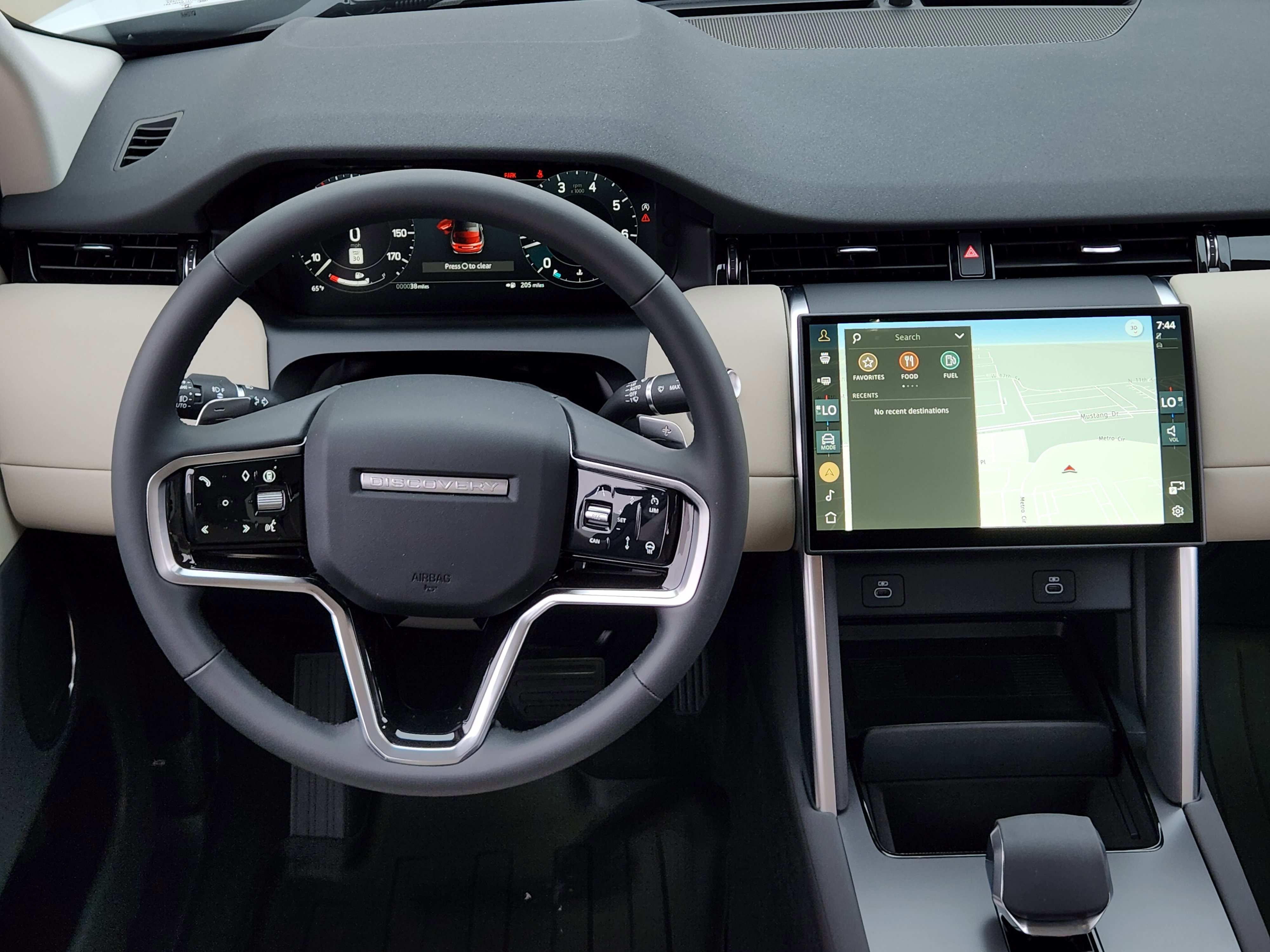 New 2025 Land Rover Discovery Sport S image 28